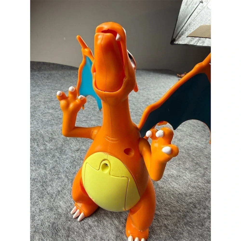 Jazwares PKW 4262 Pokémon 6' Interactive Charizard Deluxe Figure Does Work‎